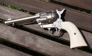 revolver_colt_peacemaker_co2_umarex